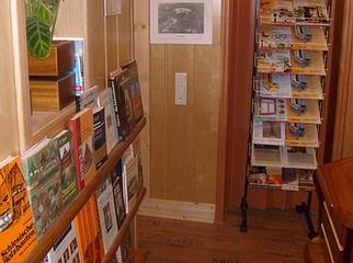 In unserem Büro haben wir alle Informationen rund um unsere Themen Möbelbau, Fenster- und Türbau, Fachwerksanierung und Bootsinnenausbau.
